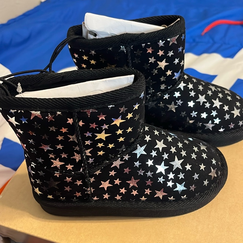 Thereabouts Lil Emory Black Stars boots NEW size toddler 9
